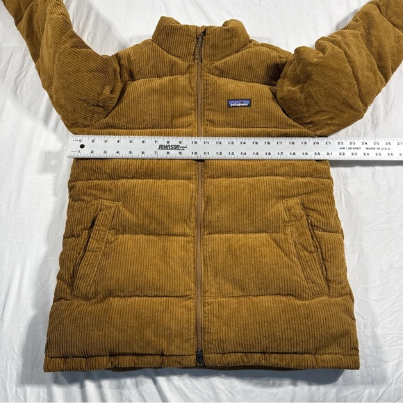 NWT Women’s Patagonia Fjord Corduroy Puffer Jacket size M - Picture 5 of 6
